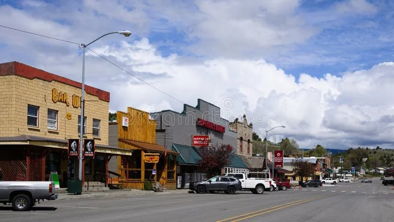 Front Street, Prairie City